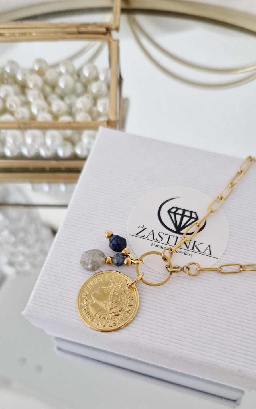 Naszyjniki Żastinka | Naszyjnik Celebrytka Elegance Coin Labradoryt